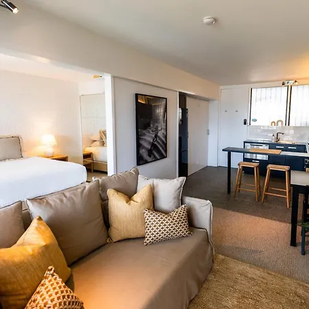 Apartment Riverside