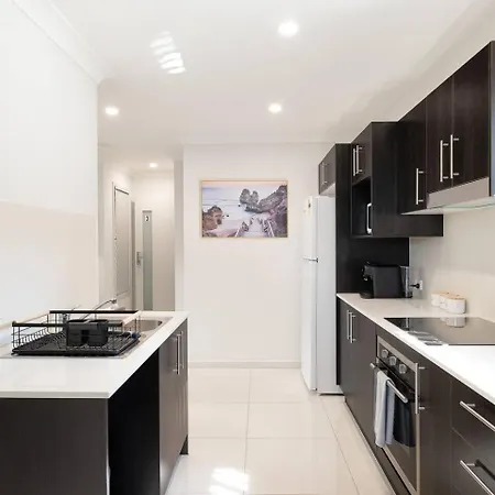 Gst Credits! Ac! Shops! Parking! Espresso! 331F1 Brisbane