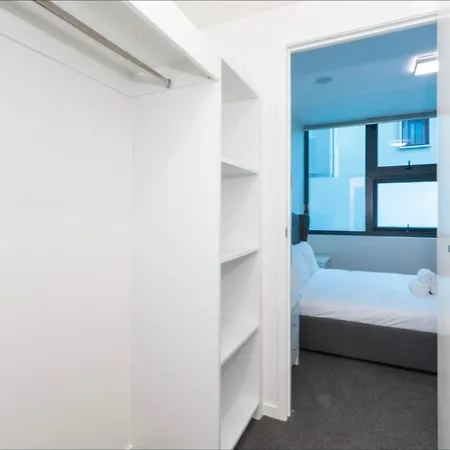 Apartment South 2 Bed 2 Bath With Parking Brisbane