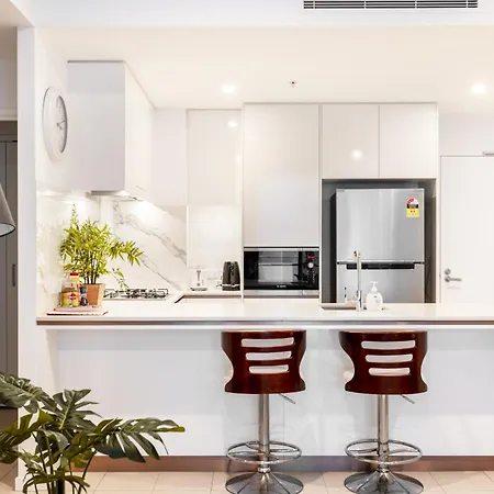 South Bank Beautiful River View Tower Apartment *