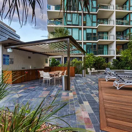 Capri Luxury Newstead Apartment