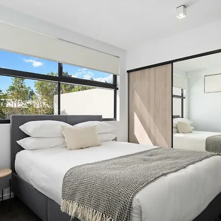 Apartment Queen Windsor Iqld Brisbane
