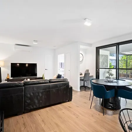 Apartment Queen Windsor Iqld Brisbane