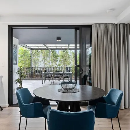 Queen Windsor Iqld Apartment *