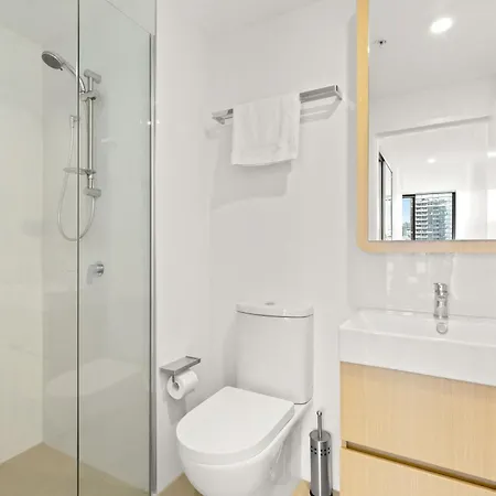 Kozyguru South Kozy 2 Bedrooms + Free Parking One Qsb001-1203 Apartment Brisbane