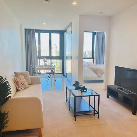 Cassa Toowong - Convenient 1b At Location With Parking Managed By The Cassa Brisbane