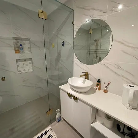 Mountain View Inner Secure Townhouse