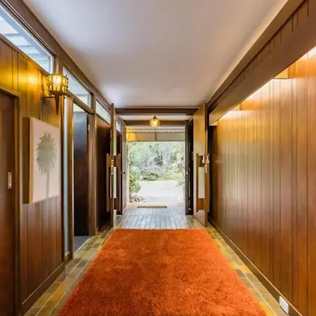 Holiday home Spacious Hideaway Retreat, Brookfield, Brisbane