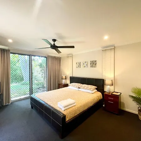 Spacious Hideaway Retreat, Brookfield, * Brisbane