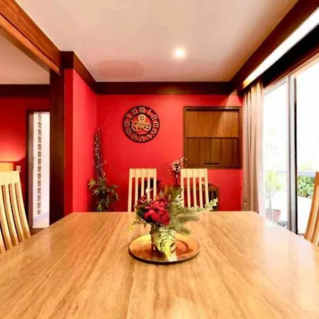 Spacious Hideaway Retreat, Brookfield, * Brisbane