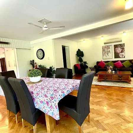 Holiday home Spacious Hideaway Retreat, Brookfield, Brisbane