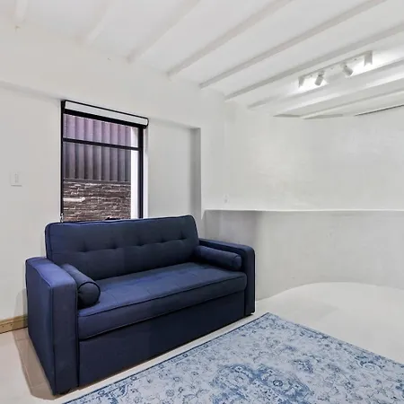 Unit In Inner With Movie And Parking Holiday home