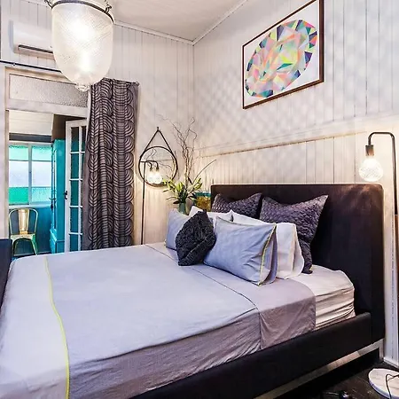 Villa Stunning Tropical Oasis Free Parking Brisbane