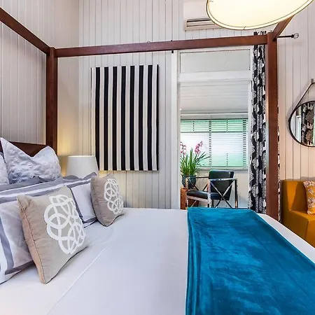 Stunning Tropical Oasis Free Parking Villa