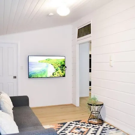 Heritage 5br - Minutes Walk To Cbd&south Bank, 3 Parking Holiday home
