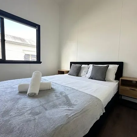Kozyguru East 2b House * Brisbane