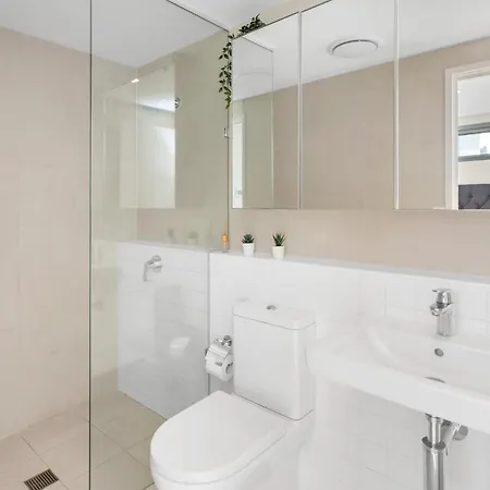 Chic Valley Unit With Parking Rooftop Pool & Bbq Brisbane