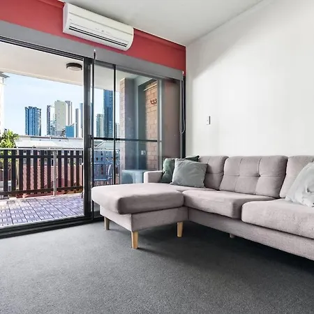 The Prestige In Central Brunswick * Brisbane