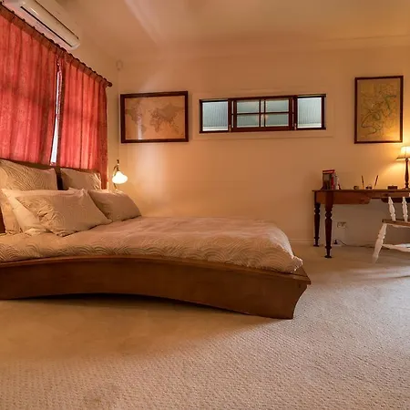 Grove Manor Guest house