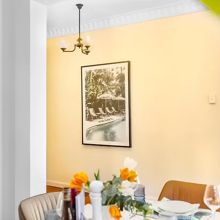 Apartment Riverside Heritage Chateau/convenient/free Carpark