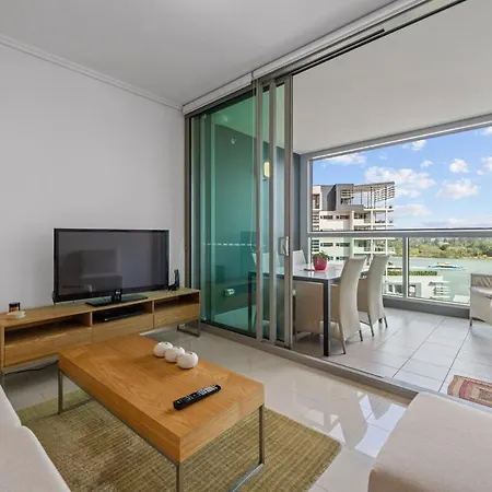 Apartment 1-bedroom Riverfront With Pool *