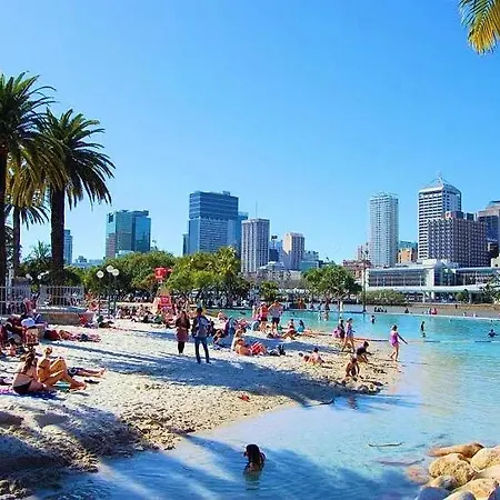 Holiday home Heritage 5br - Minutes Walk To Cbd&south Bank, 3 Parking *