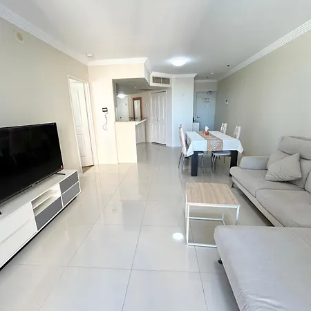 Apartment River And View 3 *