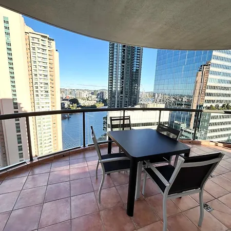 River And View 3 Apartment