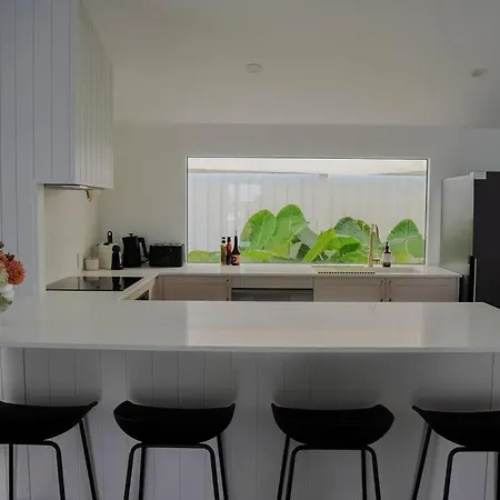 Springhill Retreat - Inner-city, Pool + Sauna Brisbane