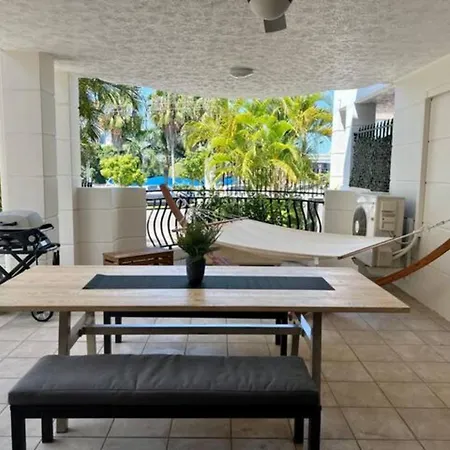 2-bed Unit With Large Backyard, Bbq & Parking