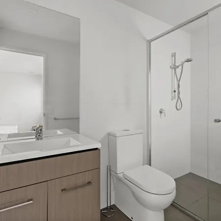 Sleek With Parking And Balcony Apartment Brisbane