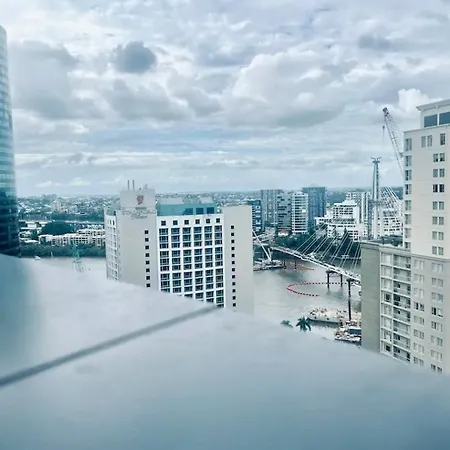 Luxury - Skytower L26 * Brisbane