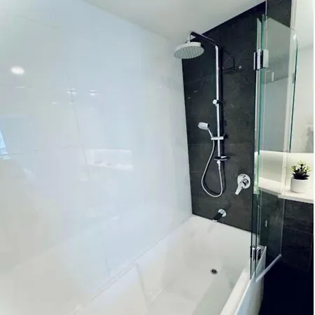 Luxury - Skytower L26 *