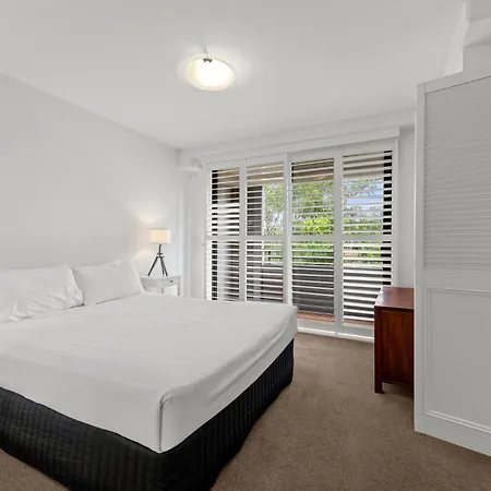 The Oasis 4* Brisbane