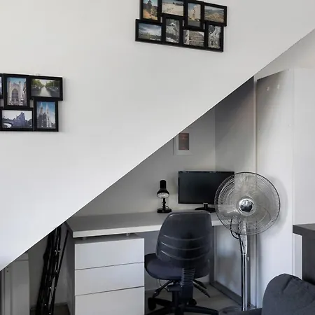 Cozy Loft Style Apartment *