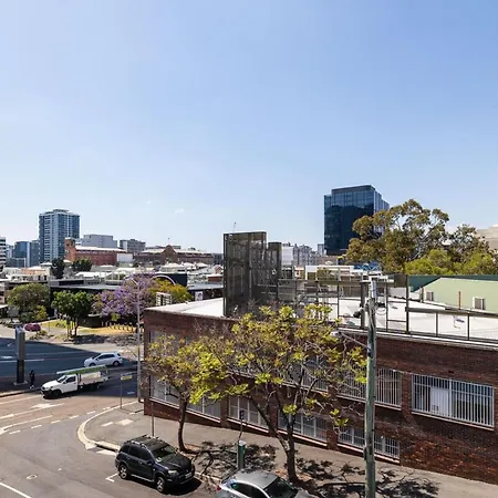 Cozy Loft Style Apartment Brisbane