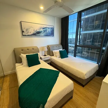 Apartment Prime Location South Retreat