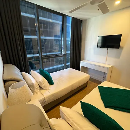 Prime Location South Retreat * Brisbane