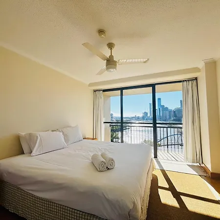Aparthotel River Plaza