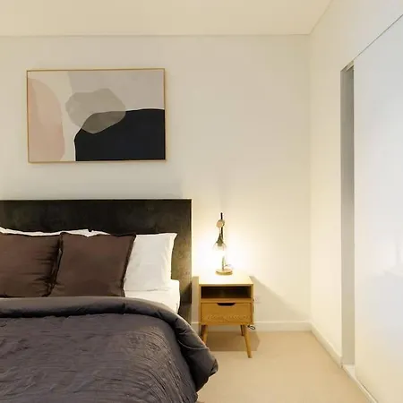 Luxury River Views - Skytower L53#free Parking Apartment