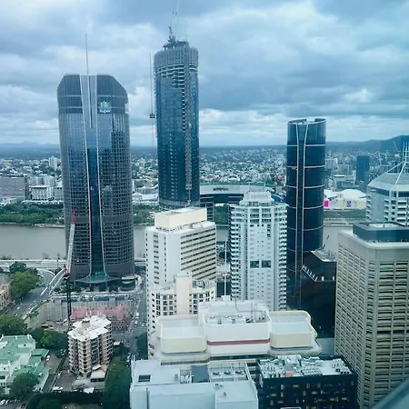 Luxury River Views - Skytower L53#free Parking Apartment *