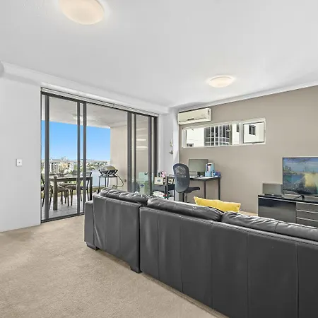 Apartment River Place Hosted By Aab *