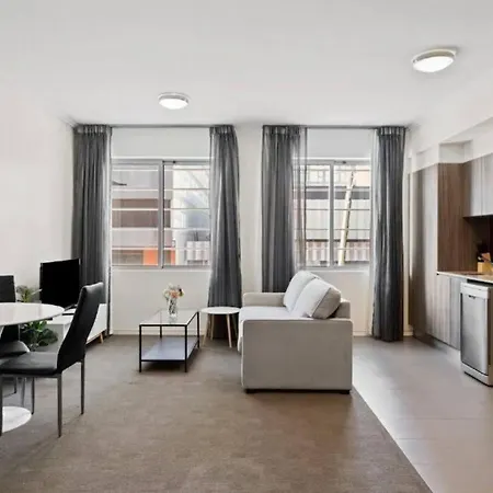 Apartment The Capitol - Prime Location Studio With Pool & Parking Brisbane