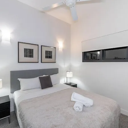 South 2b2b Apt&parking M6 Apartment *