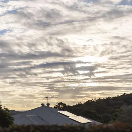 Carindale Family Home/close To Westfield & Highway Holiday home Brisbane