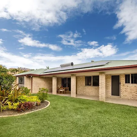Holiday home Carindale Family Home/close To Westfield & Highway *
