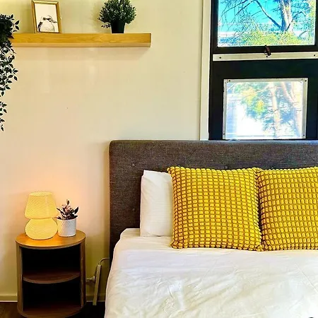 Holiday home Shops Across St! Cute Studio In Salisbury Brisbane