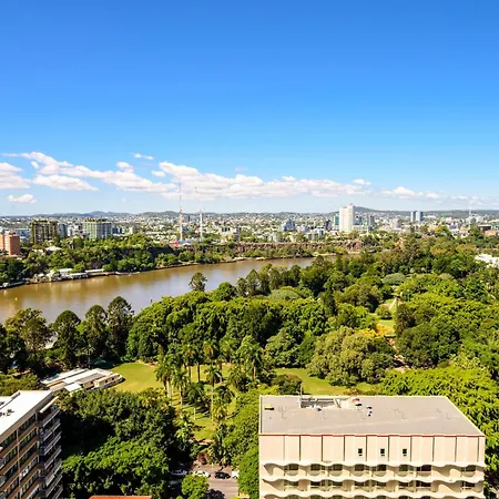 Apartment Urban Elegance Stunning River Views From 26th Fl Brisbane