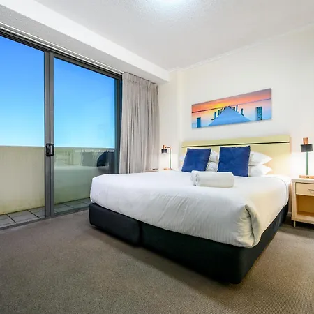 Urban Elegance Stunning River Views From 26th Fl Brisbane