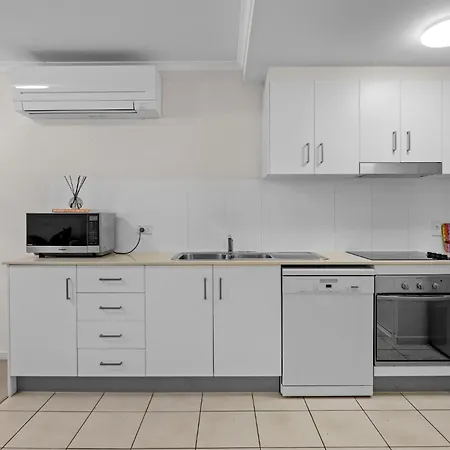 Apartment South Vale South